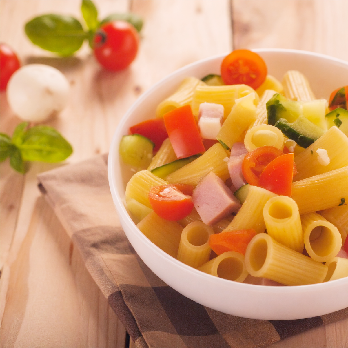 pasta fredda con prosciutto cotto