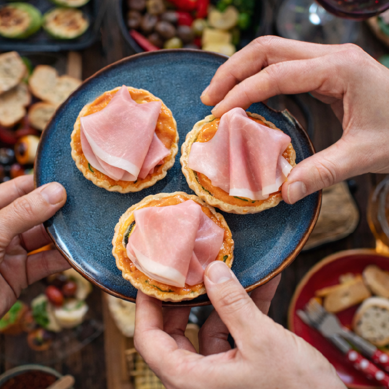 antipasto con il prosciutto cotto